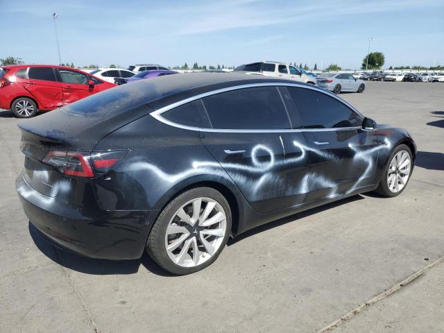 5YJ3E1EB7JF184712 - 2018 TESLA MODEL 3 Սև լուսանկար 3