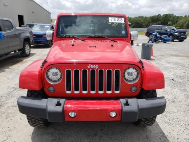 1C4AJWBG2HL654829 - 2017 JEEP WRANGLER SAHARA RED photo 5