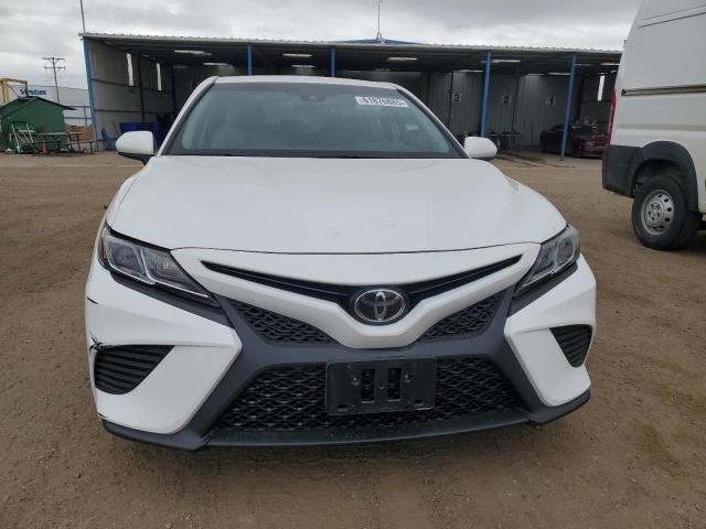 4T1B11HK9JU060270 - 2018 TOYOTA CAMRY L 白色 照片 5