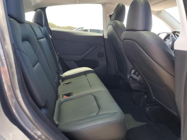 7SAYGDEE8PA156079 - 2023 TESLA MODEL Y GRAY photo 11