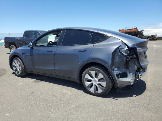 7SAYGDEE8PA156079 - 2023 TESLA MODEL Y GRAY photo 2