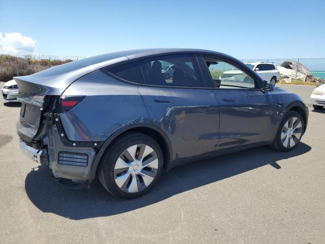 7SAYGDEE8PA156079 - 2023 TESLA MODEL Y GRAY photo 3