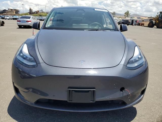 7SAYGDEE8PA156079 - 2023 TESLA MODEL Y GRAY photo 5