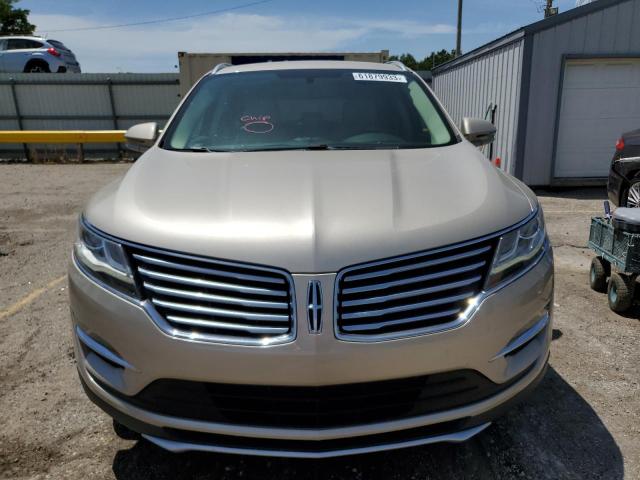 5LMCJ2C90HUL55277 - 2017 LINCOLN MKC SELECT Բեժ լուսանկար 5