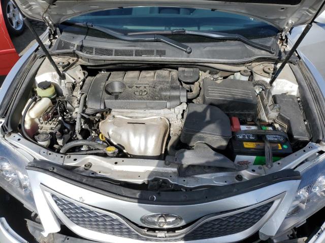 4T1BF3EK1BU222766 - 2011 TOYOTA CAMRY BASE SILVER photo 11