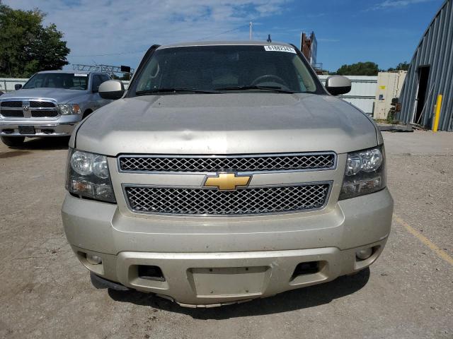 1GNSCJE07DR222686 - 2013 CHEVROLET SUBURBAN C1500 LT TAN photo 5