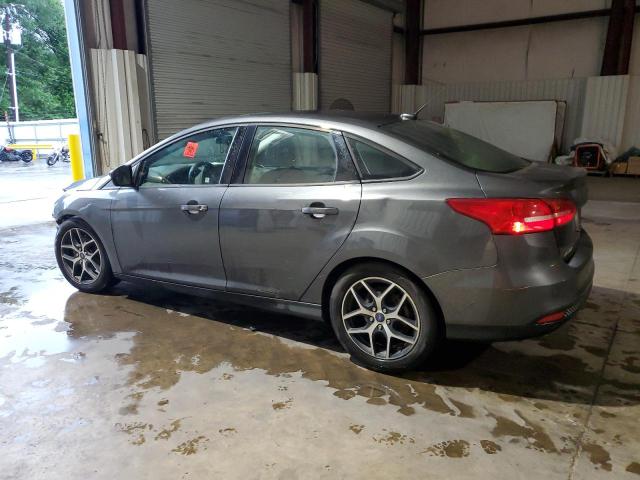 1FADP3H2XJL222698 - 2018 FORD FOCUS SEL GRAY photo 2