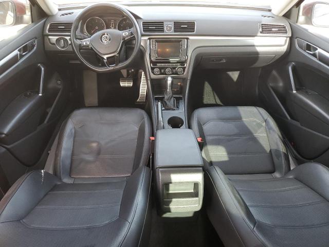 1VWDT7A32HC061447 - 2017 VOLKSWAGEN PASSAT R-LINE Qırmızı foto 8