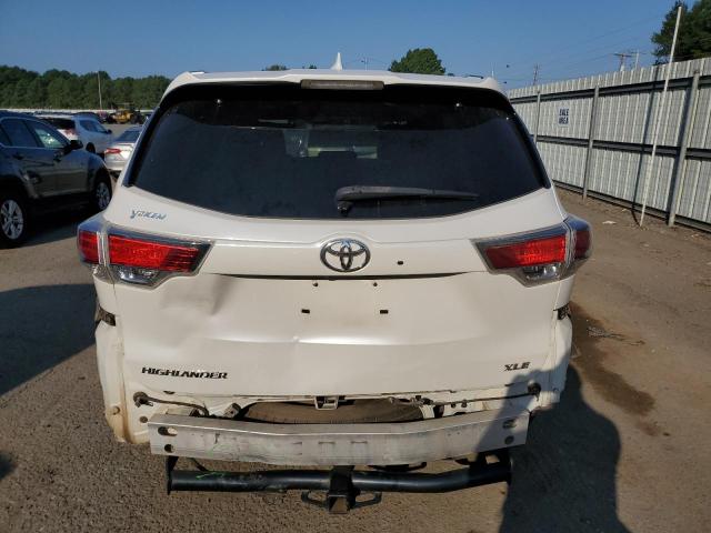 5TDKKRFHXFS078635 - 2015 TOYOTA HIGHLANDER XLE WHITE photo 6