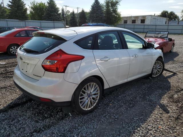 1FADP3N24DL174009 - 2013 FORD FOCUS TITANIUM WHITE photo 3