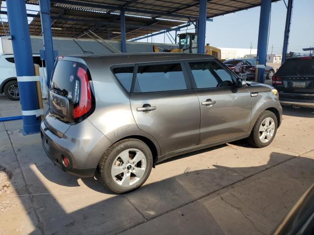 KNDJN2A29J7608058 - 2018 KIA SOUL BROWN photo 3