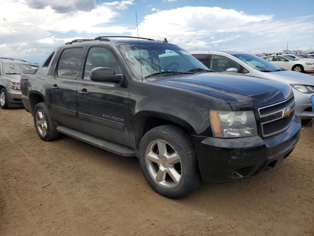 3GNTKFE35BG124381 - 2011 CHEVROLET AVALANCHE LT BLACK photo 4