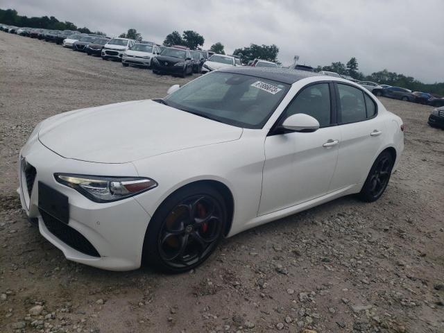 ZARFAEEN4J7589867 - 2018 ALFA ROMEO GIULIA TI Q4 WHITE photo 1