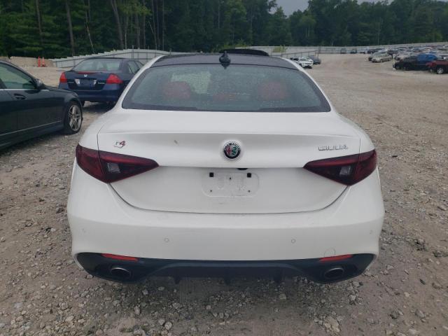 ZARFAEEN4J7589867 - 2018 ALFA ROMEO GIULIA TI Q4 WHITE photo 6