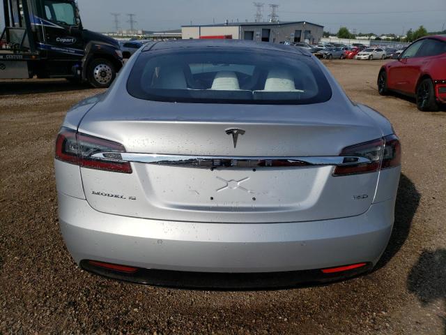 5YJSA1E21JF245317 - 2018 TESLA MODEL S Արծաթագույն լուսանկար 6