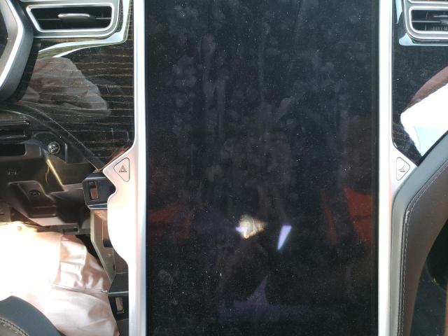 5YJSA1E21JF245317 - 2018 TESLA MODEL S Արծաթագույն լուսանկար 9