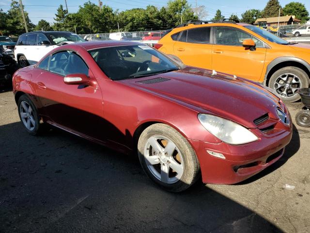 WDBWK54FX7F137632 - 2007 MERCEDES-BENZ SLK 280 BURGUNDY photo 4