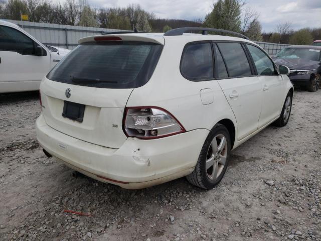 3VWKM71K79M250543 - 2009 VOLKSWAGEN JETTA S WHITE photo 4