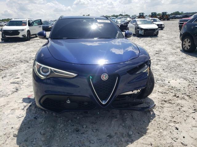 ZASFAKNN9J7B98570 - 2018 ALFA ROMEO STELVIO TI SPORT BLUE photo 5