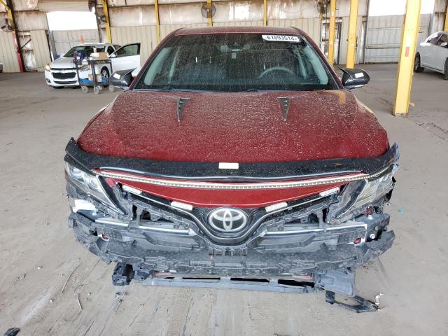 4T1B11HK6JU509064 - 2018 TOYOTA CAMRY L RED photo 5