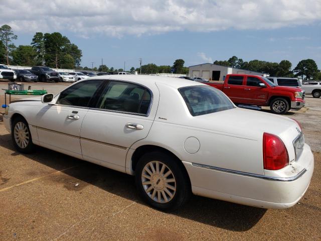 1LNHM81W53Y636892 - 2003 LINCOLN TOWN CAR EXECUTIVE WHITE photo 2