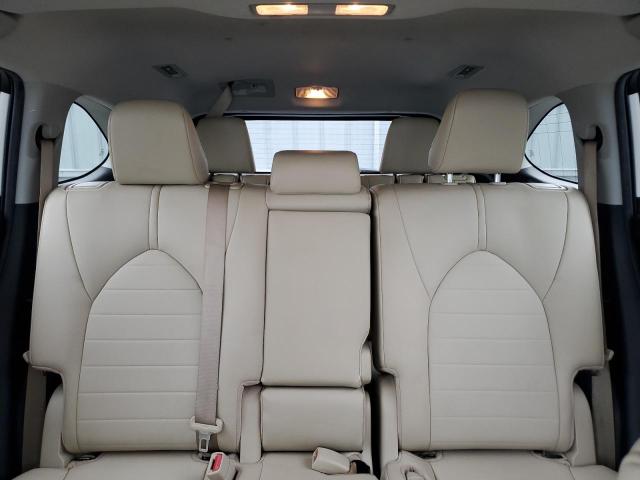 5TDGZRBH6MS131478 - 2021 TOYOTA HIGHLANDER XLE 白色 照片 10