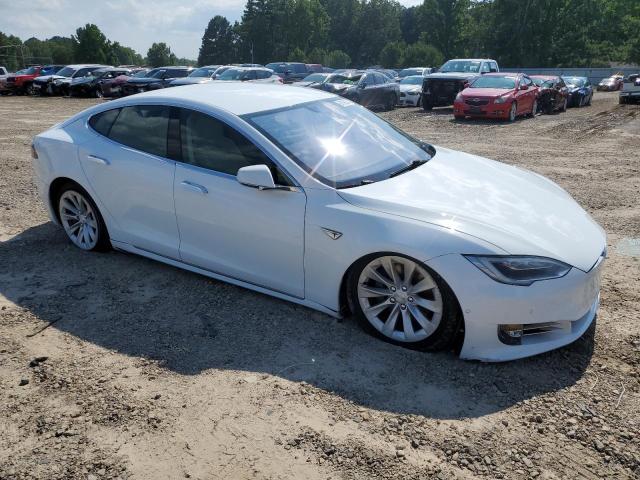 5YJSA1E28GF153842 - 2016 TESLA MODEL S თეთრი ფოტო 4