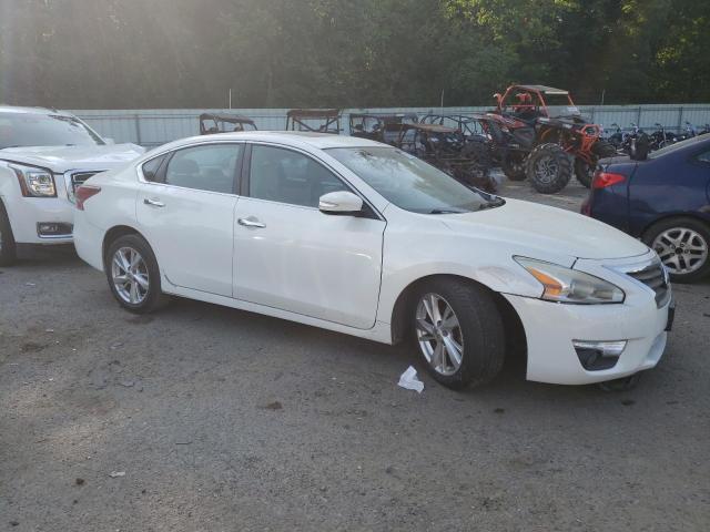 1N4AL3AP4DN403518 - 2013 NISSAN ALTIMA 2.5 WHITE photo 4