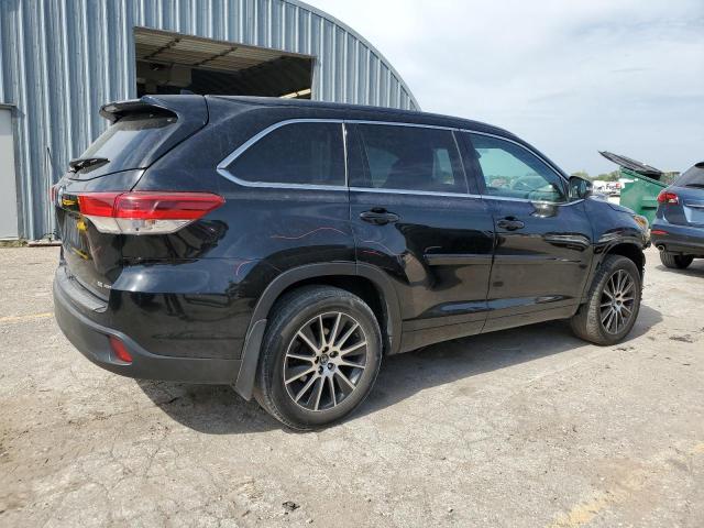 5TDJZRFHXHS463249 - 2017 TOYOTA HIGHLANDER SE BLACK photo 3