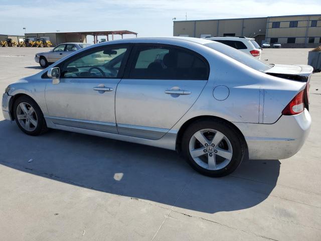 19XFA1F68AE041641 - 2010 HONDA CIVIC LX-S Argent photo 2