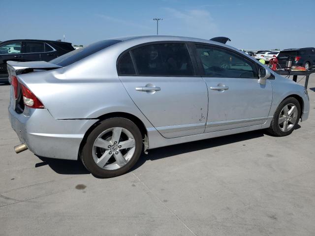 19XFA1F68AE041641 - 2010 HONDA CIVIC LX-S Argent photo 3