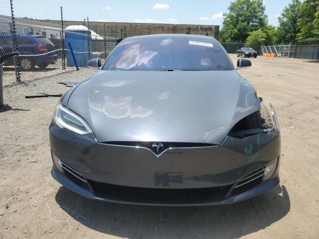 5YJSA1E24KF333988 - 2019 TESLA MODEL S Մոխրագույն լուսանկար 5