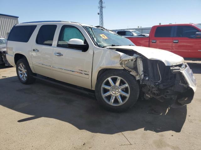 1GKS2MEF6DR281475 - 2013 GMC YUKON XL DENALI WHITE photo 4