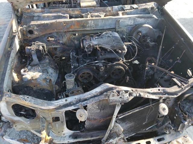 5TBRN341X3S420159 - 2003 TOYOTA TUNDRA ACCESS CAB SR5 BURN photo 11