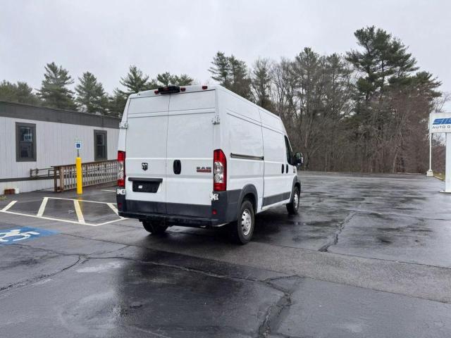 3C6TRVCG7JE1247XX - 2018 RAM PROMASTER 2500 HIGH თეთრი ფოტო 4