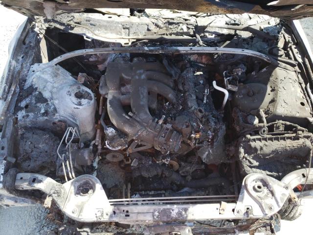 1LNHM86S44Y679420 - 2004 LINCOLN LS 白色 照片 11