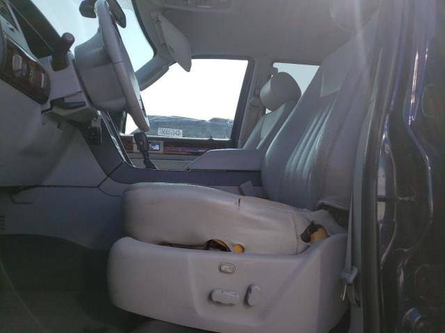 5LMFU27R74LJ17182 - 2004 LINCOLN NAVIGATOR ლურჯი ფოტო 7