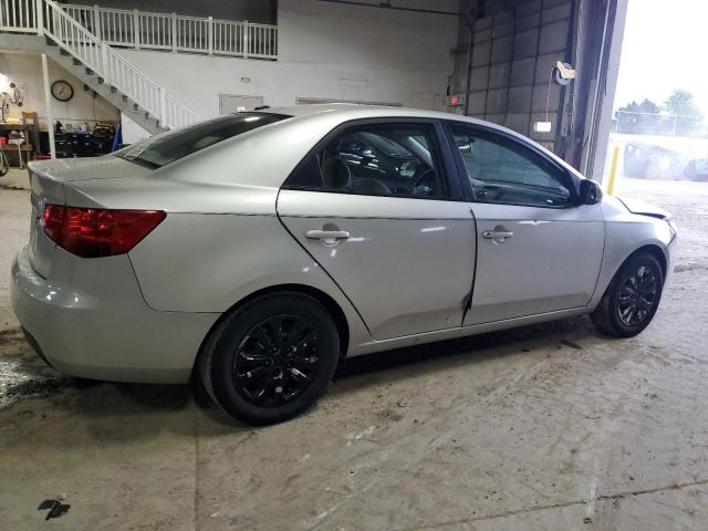 KNAFT4A22A5107741 - 2010 KIA FORTE LX SILVER photo 3