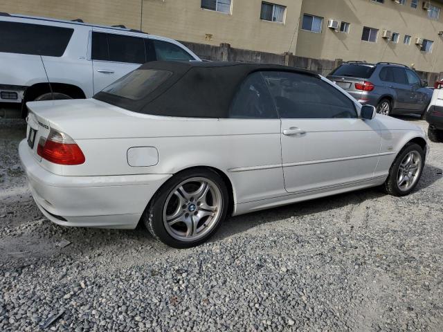 WBABS53403JU96587 - 2003 BMW 330 CI WHITE photo 3