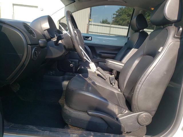 3VWRG3AG0AM027565 - 2010 VOLKSWAGEN NEW BEETLE Blau Foto 7