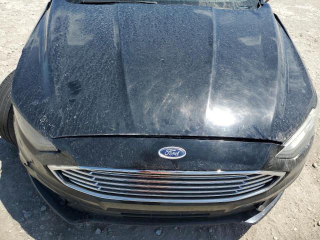 3FA6P0H72JR195789 - 2018 FORD FUSION SE BLACK photo 11