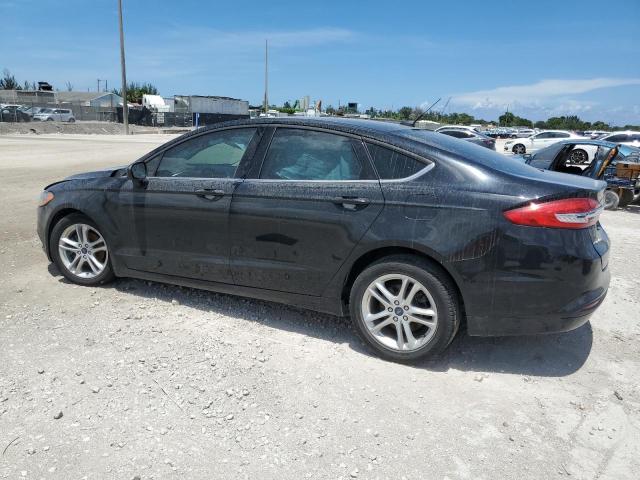 3FA6P0H72JR195789 - 2018 FORD FUSION SE BLACK photo 2