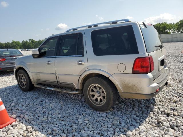 5LMFU28R34LJ29196 - 2004 LINCOLN NAVIGATOR ვერცხლისფერი ფოტო 2