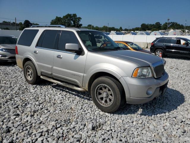 5LMFU28R34LJ29196 - 2004 LINCOLN NAVIGATOR ვერცხლისფერი ფოტო 4