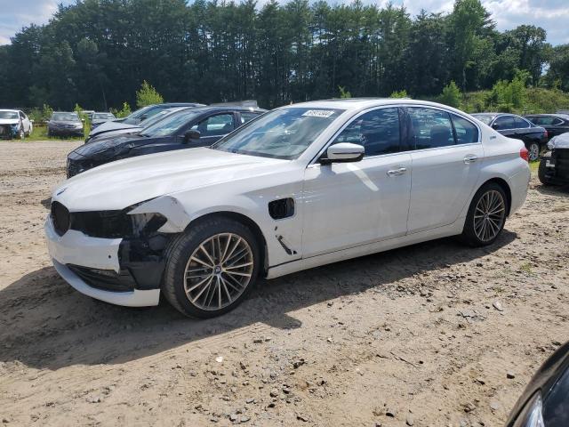 WBAJB1C58JB374676 - 2018 BMW 530XE თეთრი ფოტო 1