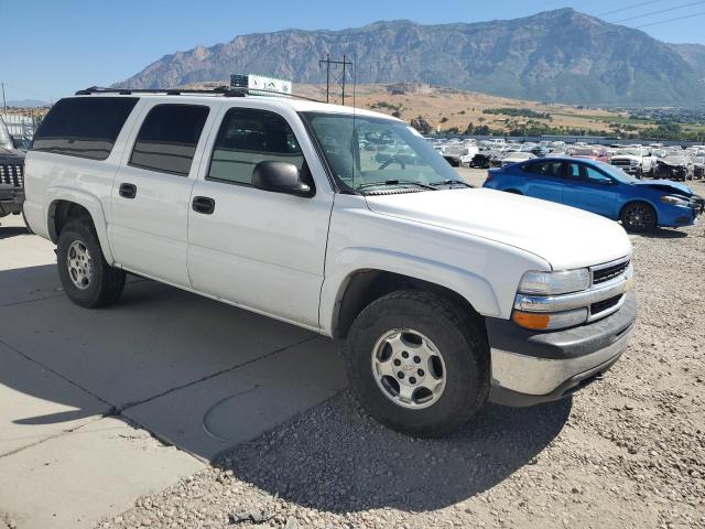 3GNFK16Z16G224504 - 2006 CHEVROLET SUBURBAN K1500 WHITE photo 4