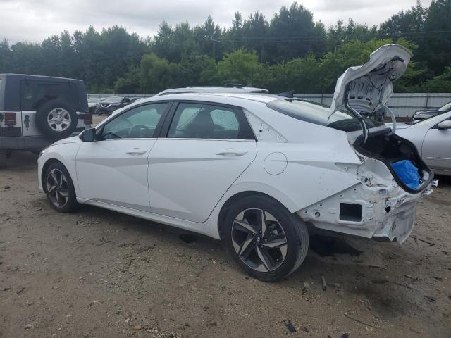 5NPLN4AG3MH042155 - 2021 HYUNDAI ELANTRA SEL WHITE photo 2