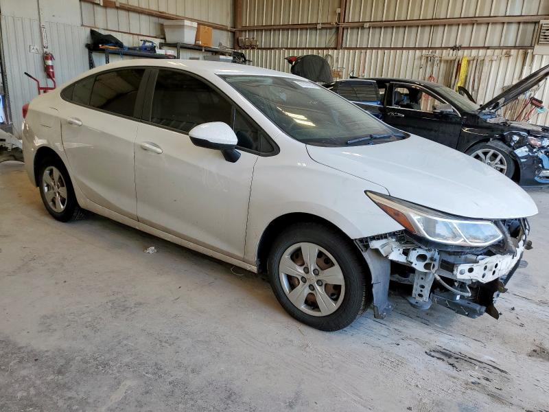 1G1BC5SM2J7178121 - 2018 CHEVROLET CRUZE LS 白色 照片 4