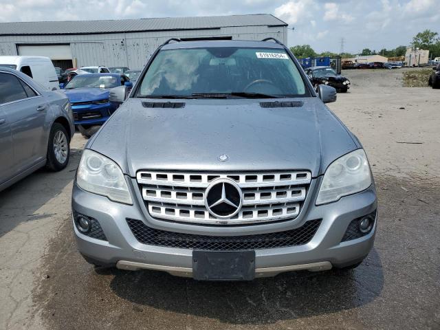 4JGBB8GB8BA649899 - 2011 MERCEDES-BENZ ML 350 4MATIC GRAY photo 5