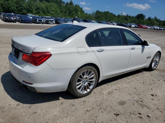 WBAKB8C51BCY64594 - 2011 BMW 750 LI WHITE photo 3